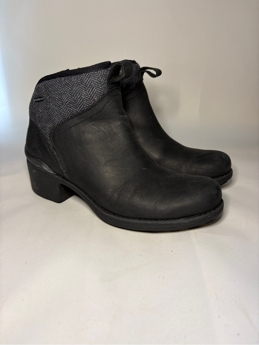 Merrell Chateau II Mid Pull Waterproof Boots Black Leather & Wool Women's Size 8